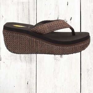 Volatile Island Y2K Woven Raffia Brown Platform Wedge Sandal Size 10